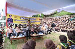 Jum’at Curhat: Kapolda Jabar dan Generasi Milenial Berdialog di Bumi Perkemahan Kiara Payung