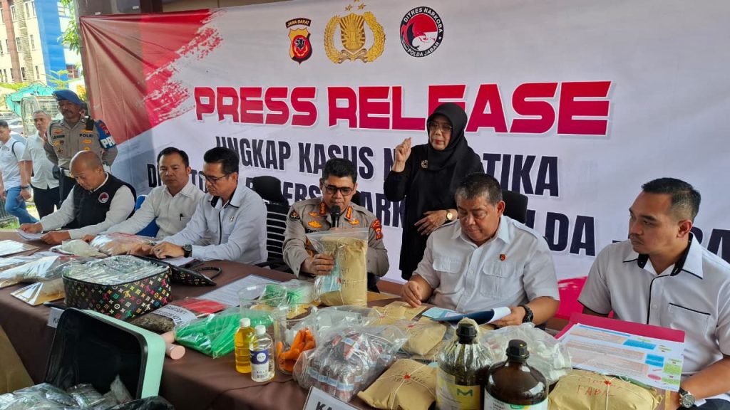 Polda Jabar Bongkar Ratusan Kasus Narkoba, Ungkap Jaringan Internasional hingga Industri Rumahan